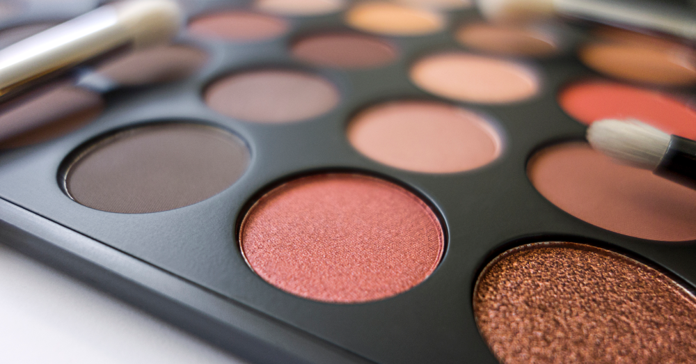 The Science and History Behind Makeup - We Heart World