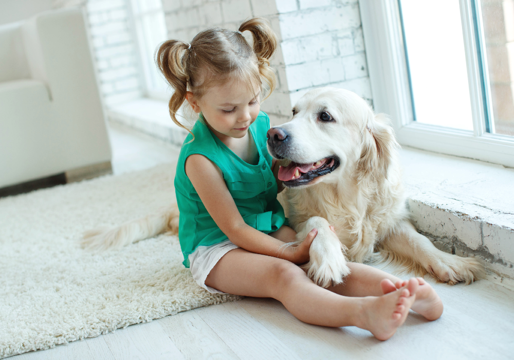 What Are the Best Pets to Have Around Small Children?